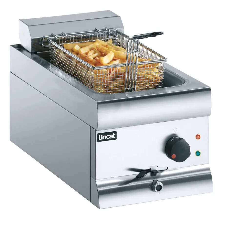 Lincat Silverlink Electric Counter-top Single Tank Fryer - 1 Basket - W 300 mm - 3.0 kW