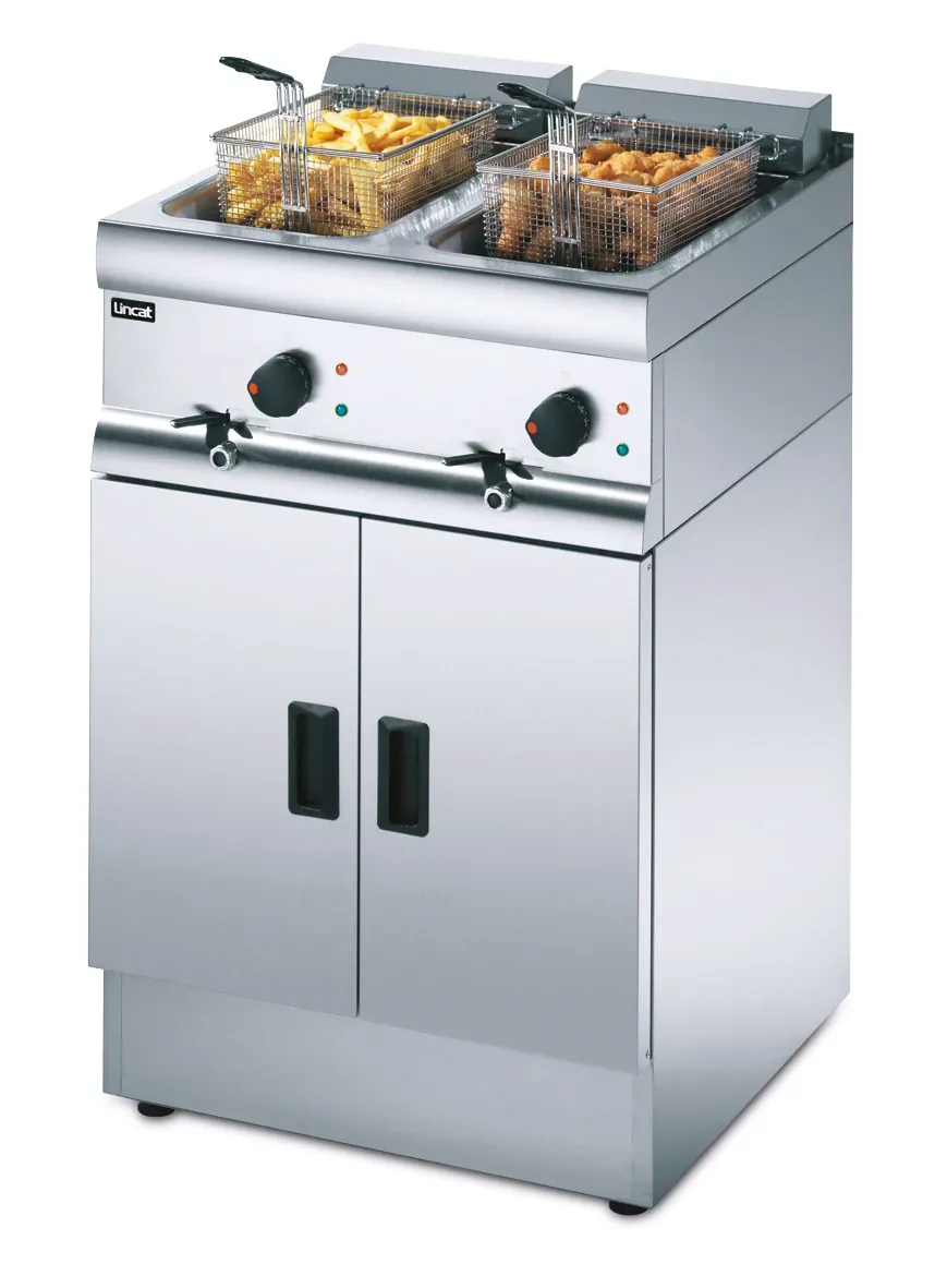 Lincat Silverlink Electric Free-standing Twin Tank Fryer - 2 Baskets - W 600 mm