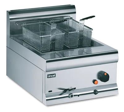 Lincat Silverlink Propane Gas Counter-top Single Tank Fryer - 2 Baskets - W 450 mm - 10.5 kW
